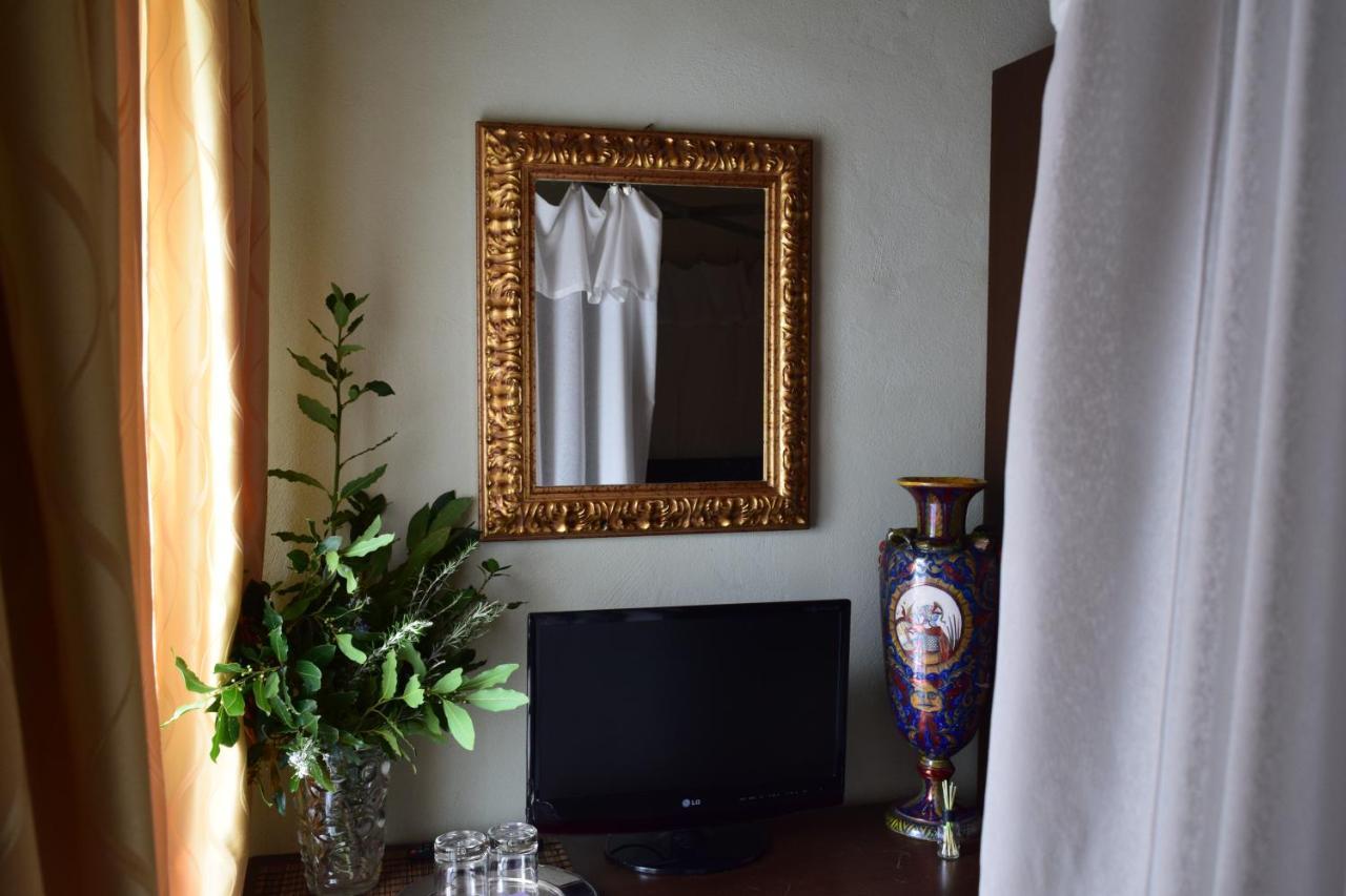 La Locanda Del Vino Nobile B&B Montepulciano Stazione Extérieur photo