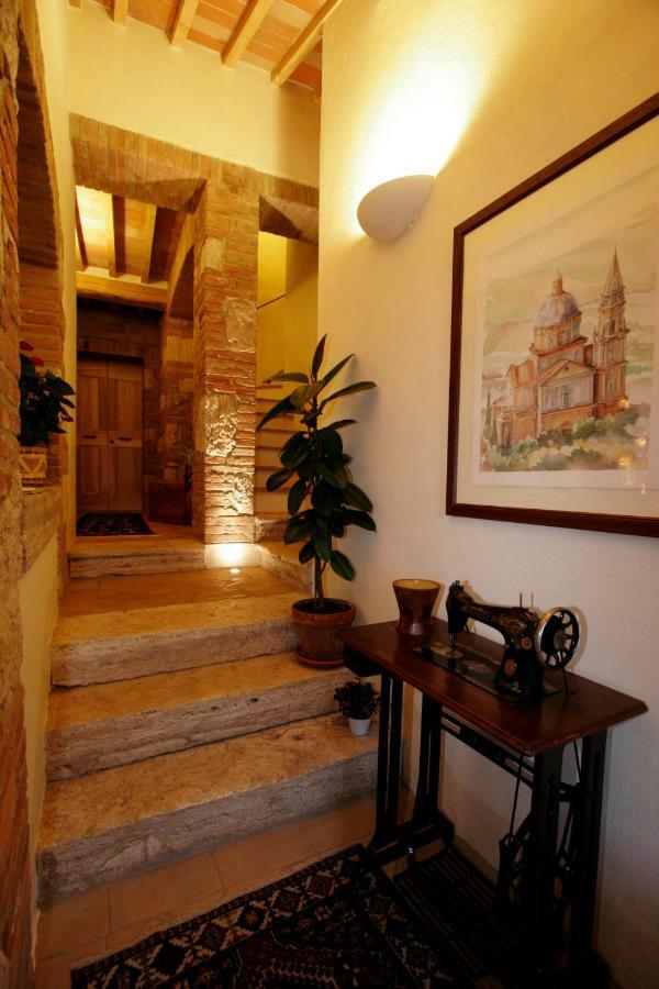La Locanda Del Vino Nobile B&B Montepulciano Stazione Extérieur photo