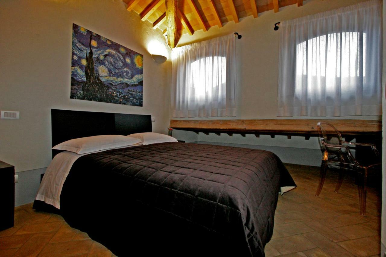 La Locanda Del Vino Nobile B&B Montepulciano Stazione Extérieur photo